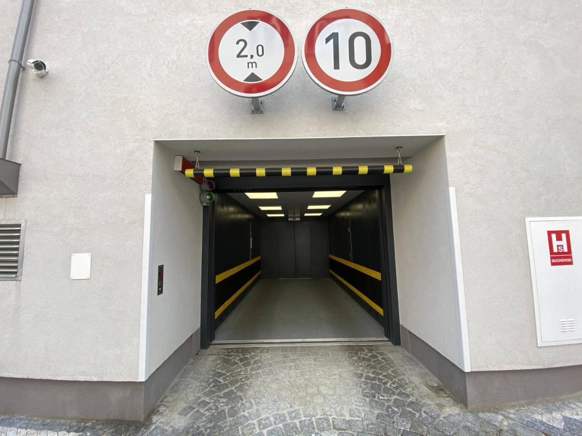 Seven Days Smichov Lejlighed *